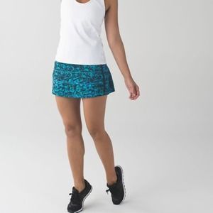 Lululemon | Fleur Sombre Kayak Blue Dragonfly Pace Rival Skirt II | 2